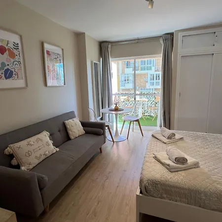 Estudio Boutique En Benalmadena, Recepcion 24 Horas, Piscinas Benalmádena
