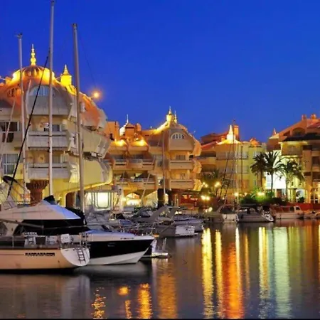 Estudio Boutique En Benalmadena, Recepcion 24 Horas, Piscinas Benalmadena