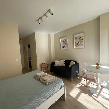 Estudio Boutique En Benalmádena, Recepción 24 Horas, Piscinas Apartamento